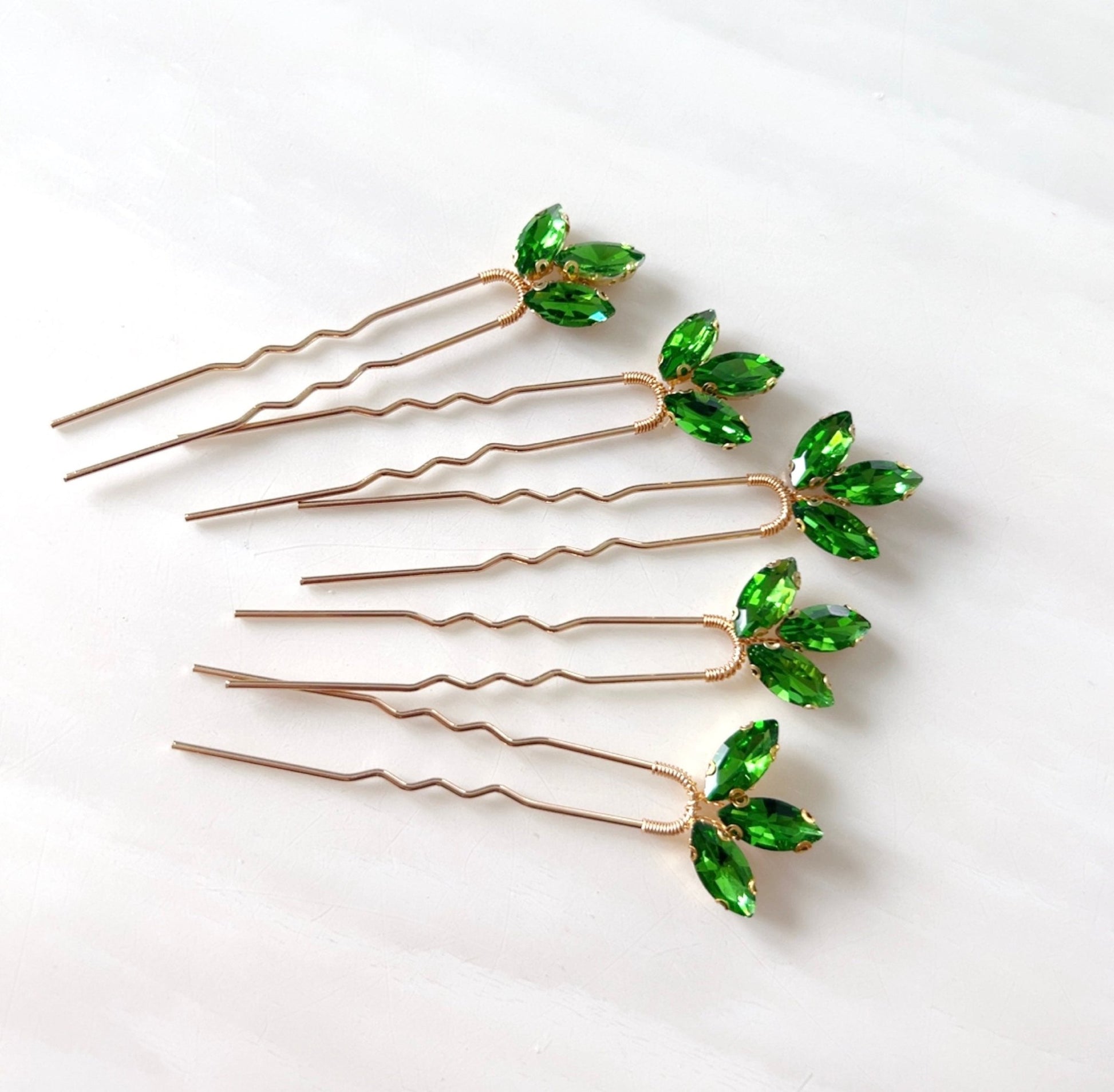 Vibrant green hair pins - Petal & Pearl