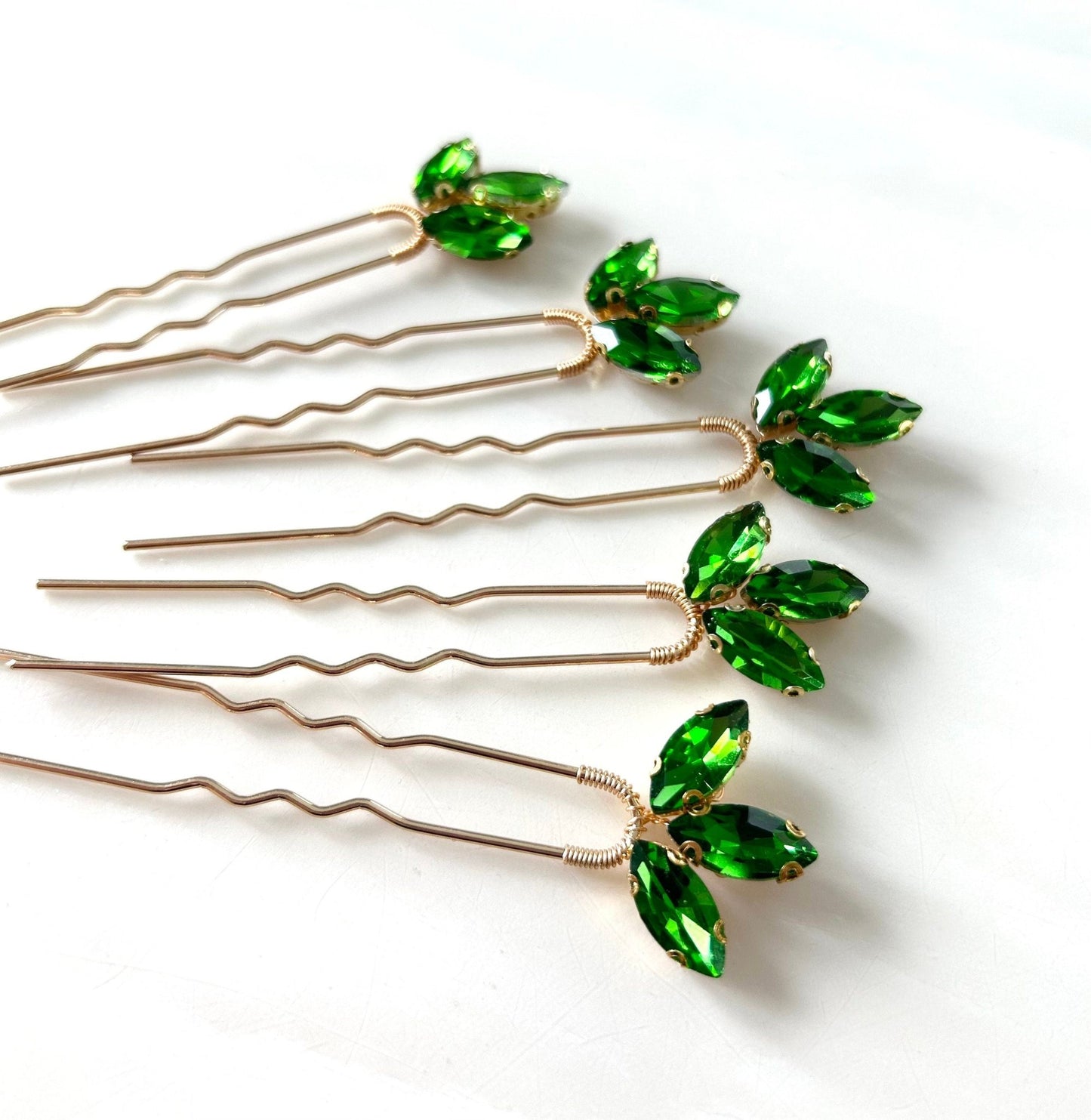 Vibrant green hair pins - Petal & Pearl