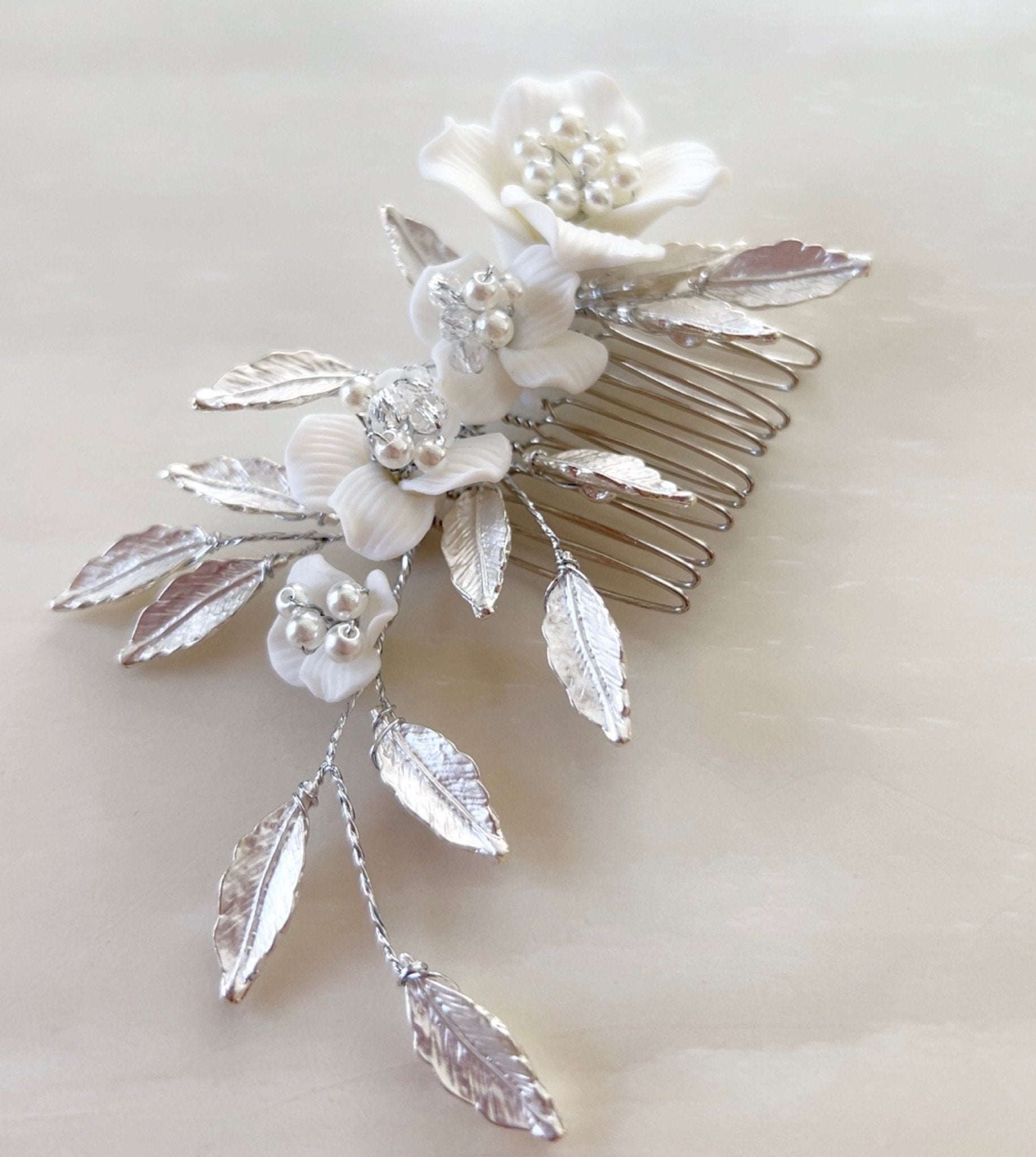 White flower Bridal hair comb - Petal & Pearl