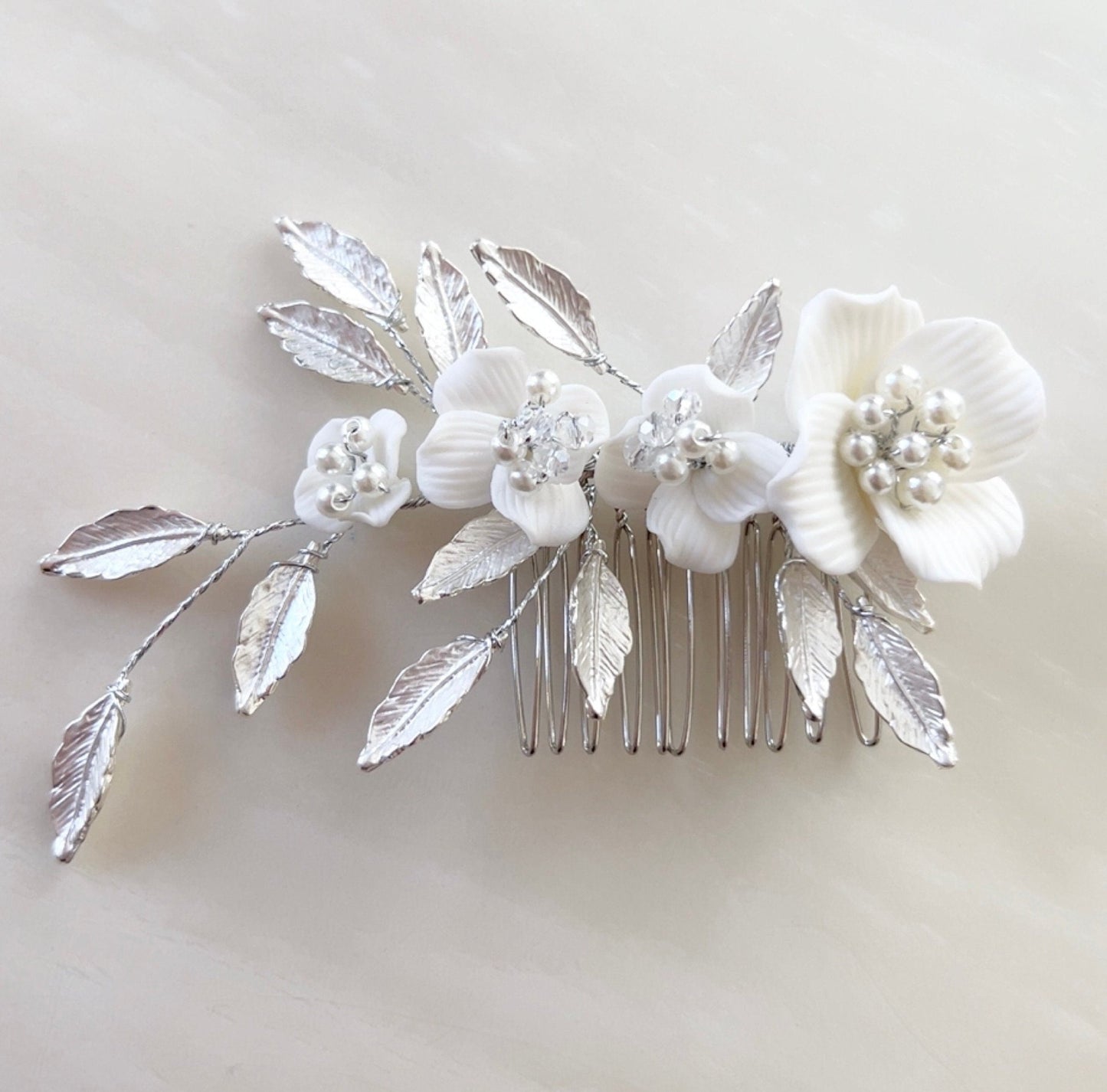 White flower Bridal hair comb - Petal & Pearl