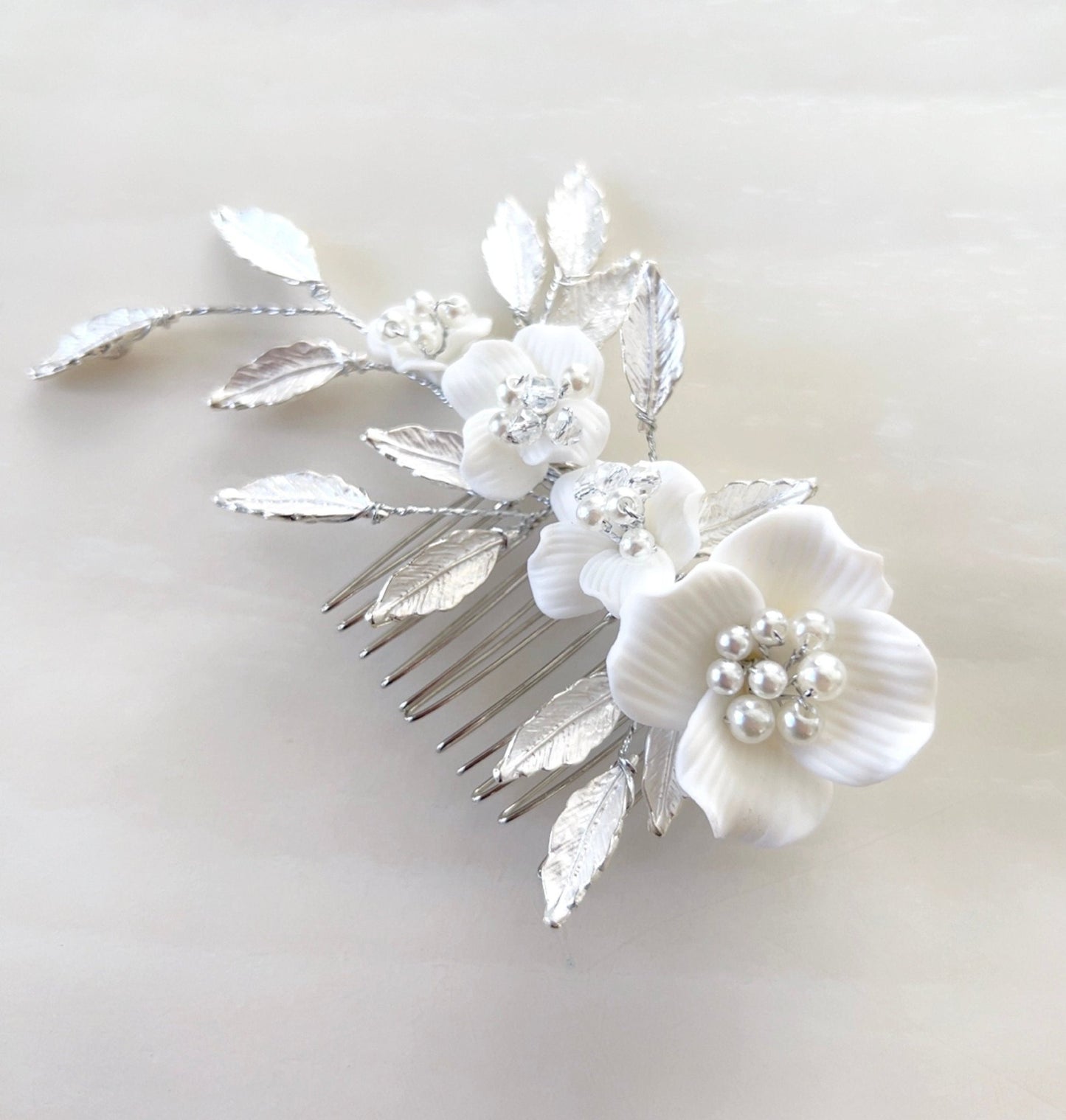 White flower Bridal hair comb - Petal & Pearl