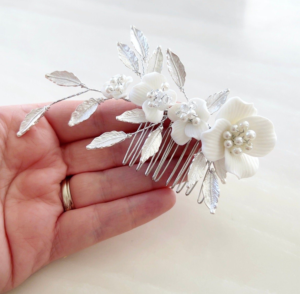 White flower Bridal hair comb - Petal & Pearl