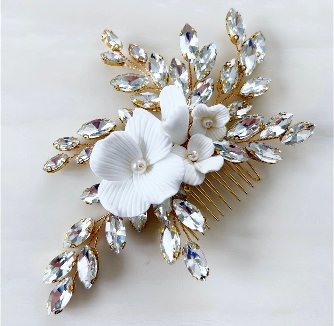 white flower bridal hair comb with clear crystals - Petal & Pearl